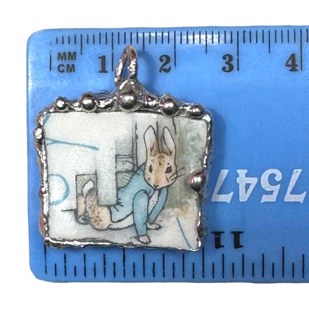 SOLD! Peter Rabbit Wedgwood Broken China Pendant w/ Silver Artisan Bezel & Ball - Picture 4 of 14